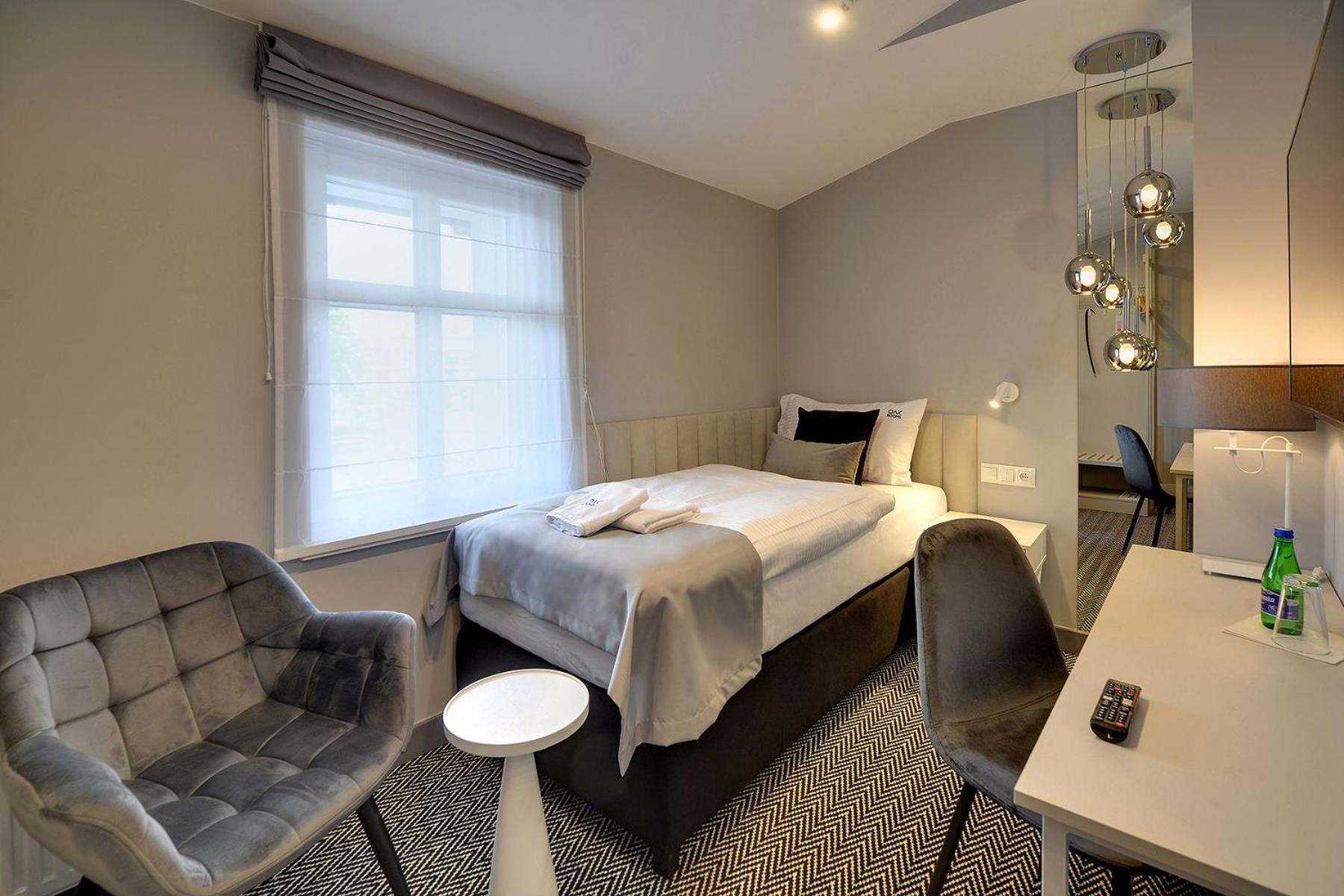 Oak Rooms Oborniki Śląskie Esterno foto